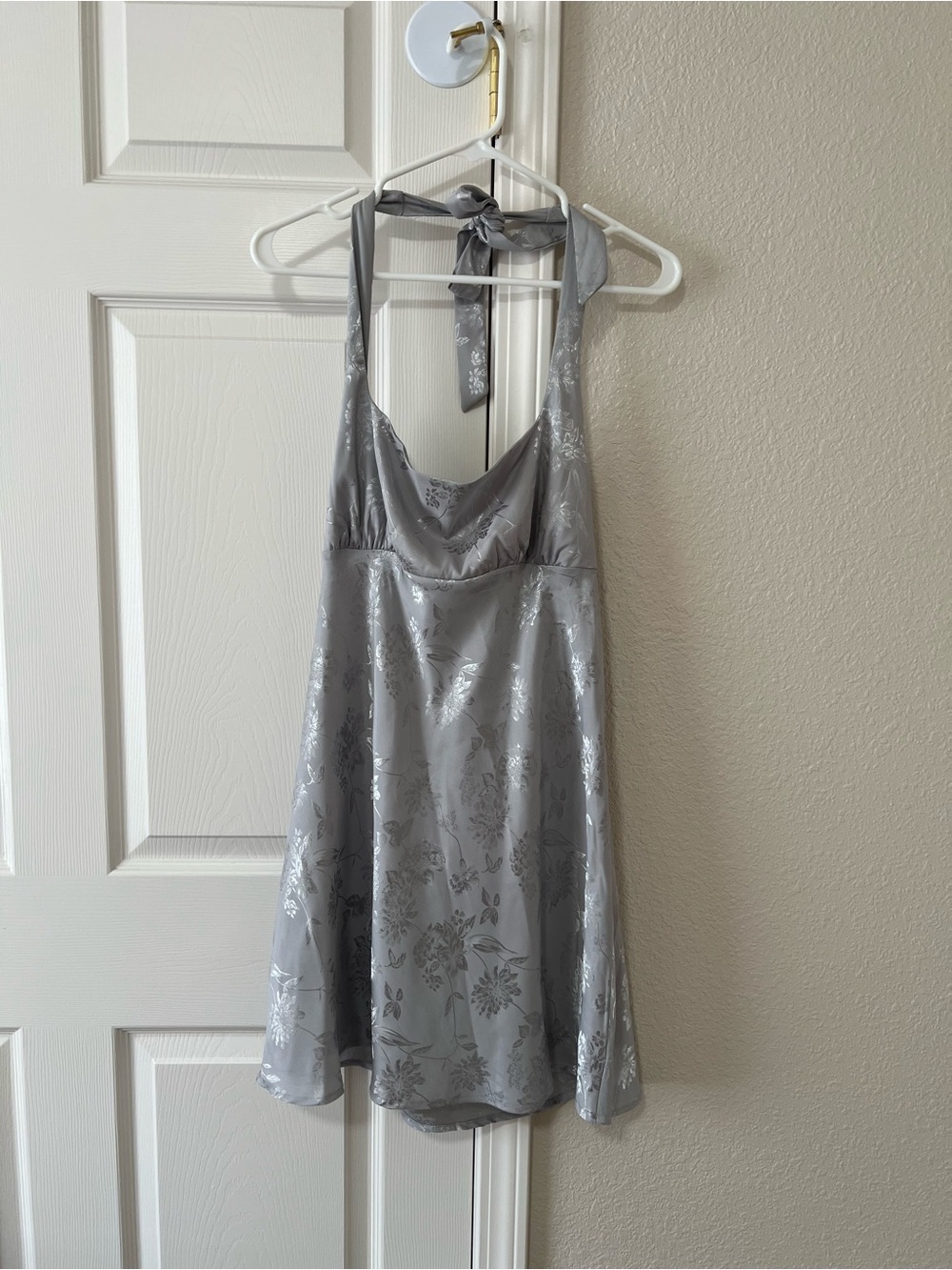Wild Fable Silver Floral Jacquard Halter Mini Dress Size Large